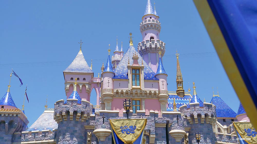 Kids Free Disneyland Header