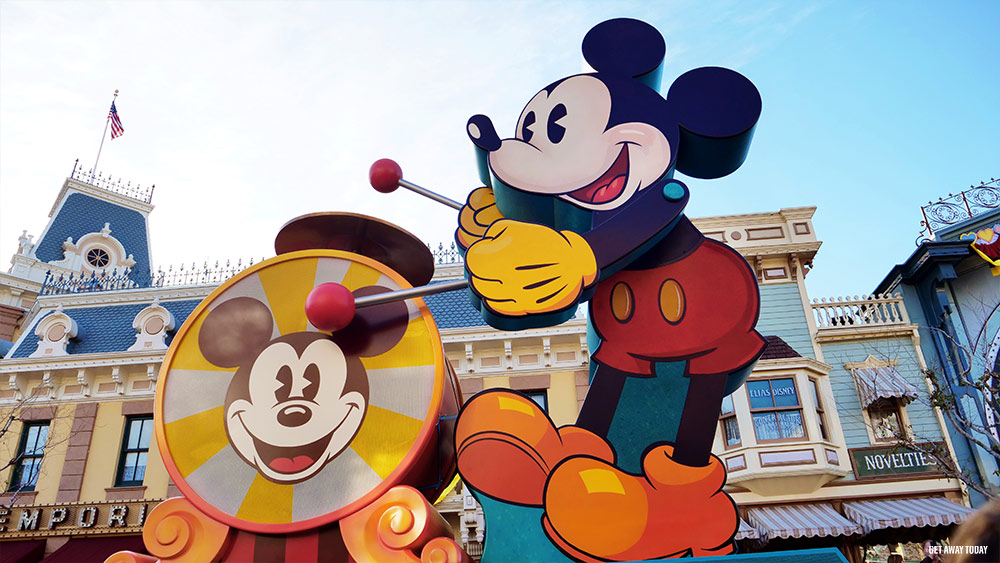 11 Thing Not to Miss During Get Your Ears On Mickeys Soundsational Parade