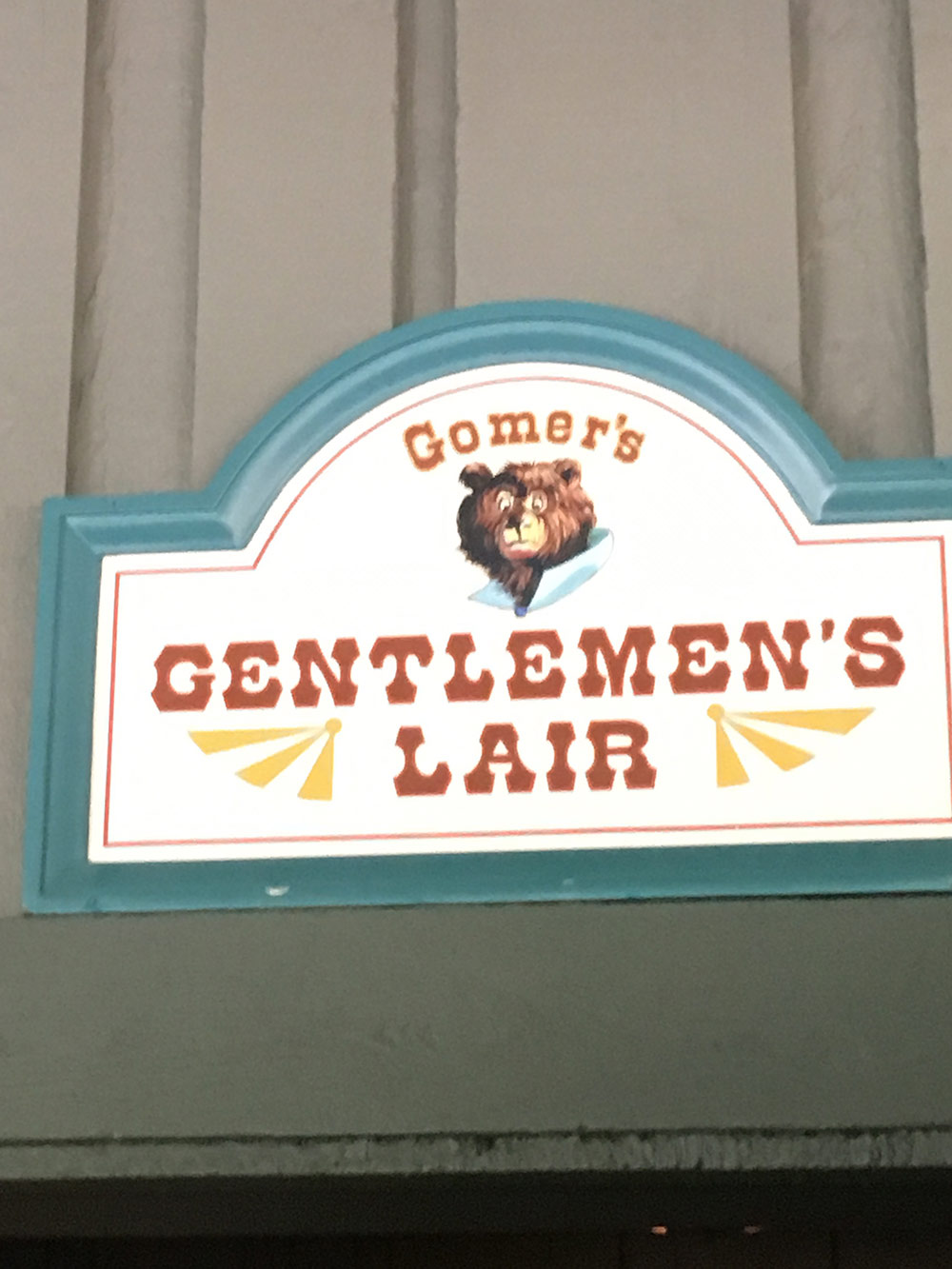 Critter Country Gentlemens Lair