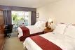 2 Double Beds