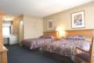 2 Double Beds