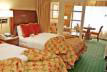 2 Double Beds