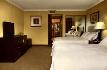 2 Double Beds