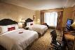 2 Queen Beds