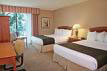 2 Double Beds