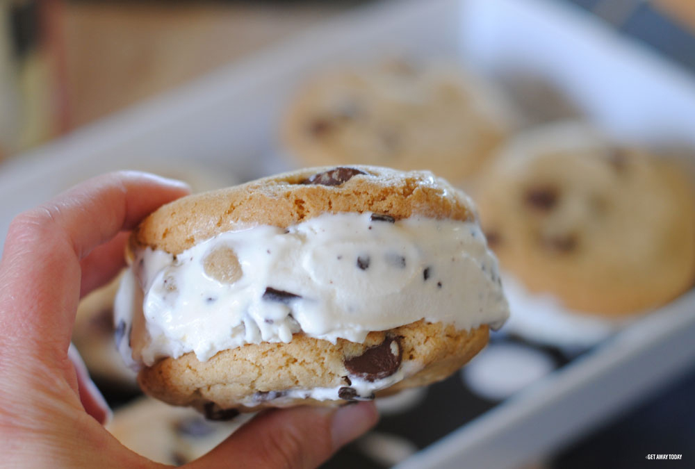Homemade Ice Cream Sandwich Cookies Recipe