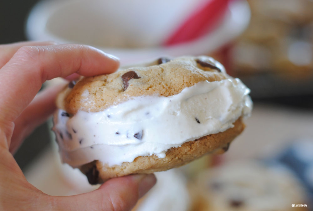 Homemade Ice Cream Sandwich Cookies Yum