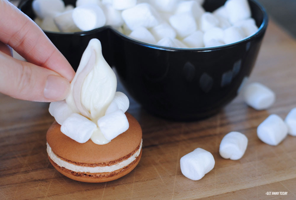 Hot Cocoa Marshmallow Macaron Tutorial Fire