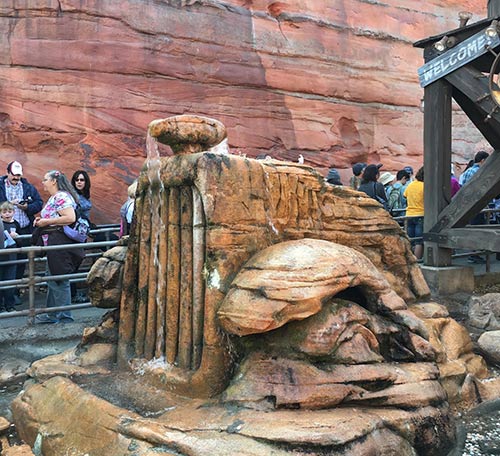 Cars Land Secrets Radiator Springs Racers Line