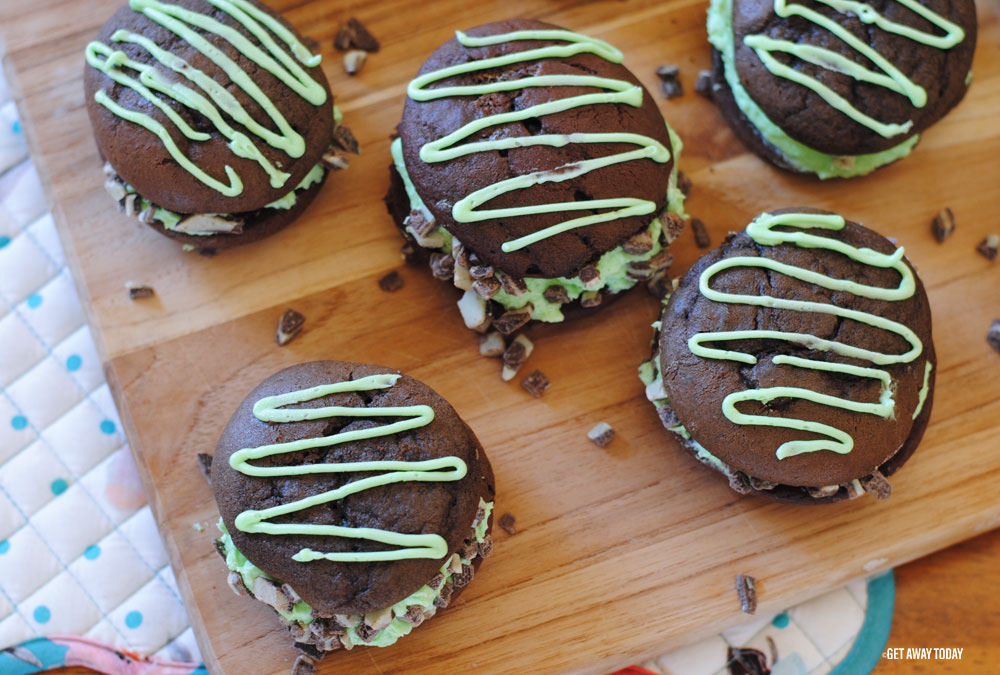 Disneyland Mint Chocolate Whoopie Pie Tops