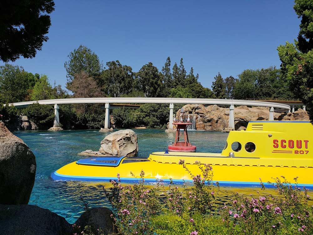 Disneyland Movies Nemo Submarine