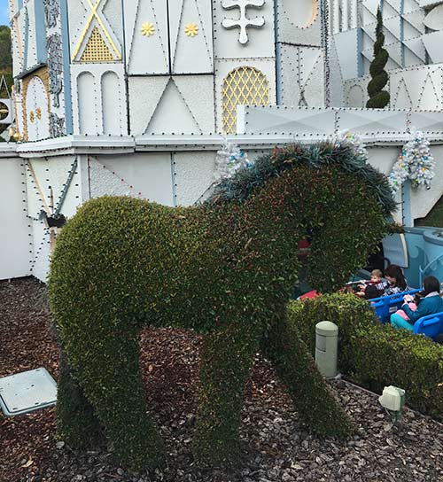 Disneyland Plants Small World