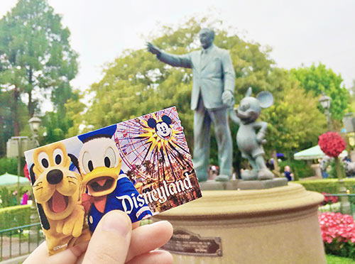 Save Money on Disneyland Tickets