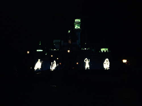 Mickey's Halloween Party Haunted Mansion Castle