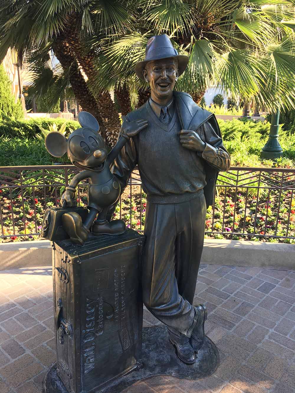 Fun Facts about Walt Disney Statue