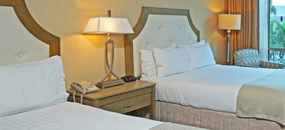 Holiday Inn San Diego Bayside Room Tour Rooms