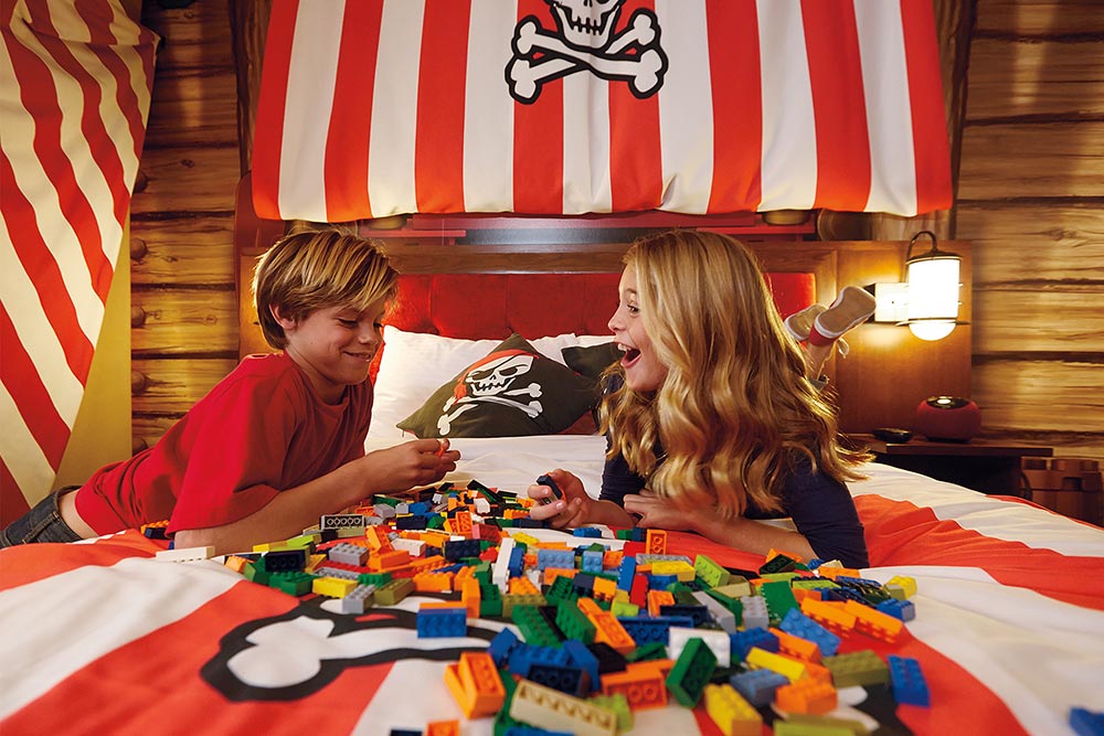 Legoland Hotel Pirate Room Tour