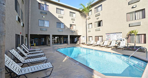 Park Place Inn Anaheim Review Pool