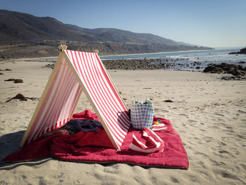Easy DIY Beach Tent