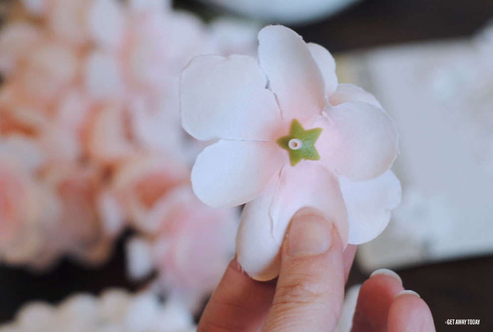 Bride Minnie Mouse Ears Flower