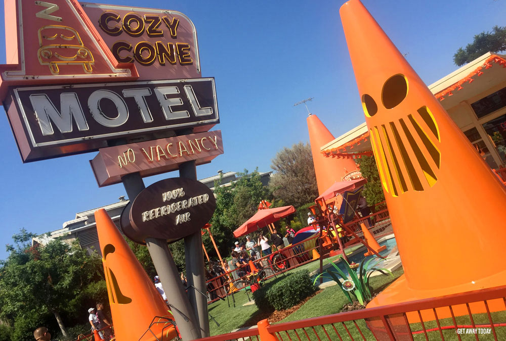 Cozy cone motel cheap