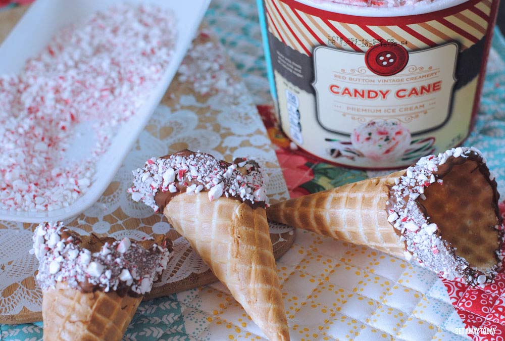 Copycat Disneyland Chocolate Dipped Waffle Cones