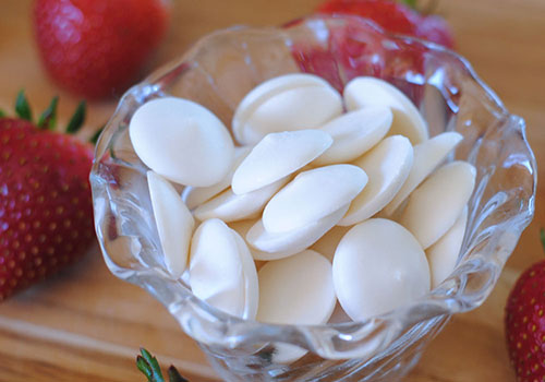 Vanilla chips for Jack Skellington chocolate covered strawberries