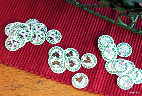 Disney Kissmas Vacation Surprise Circles