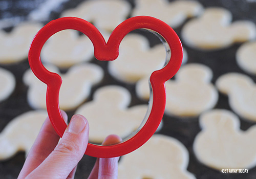 Mickey Mouse Beignets Cookie Cutter